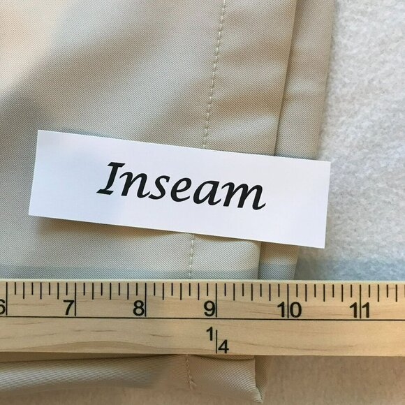 Izod Men's Flat Front Bermuda Golf Shorts Sz 40 in Light Tan Activewear Outdoors - Picture 11 of 13